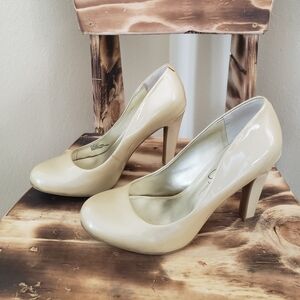 Jessica Simpson Heels